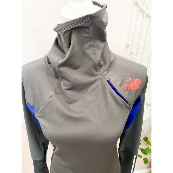 New Balance Long Sleeve Funnel Neck Running Shirt Size Small - Picture 2 of 7